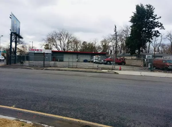 Fresno, CA 93728,303 W Belmont AVE