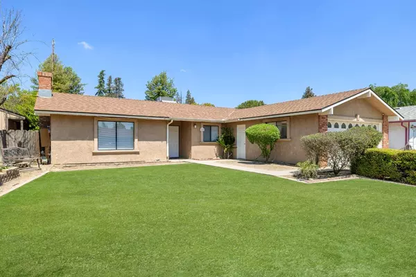 Selma, CA 93662,1418 Huntsman AVE