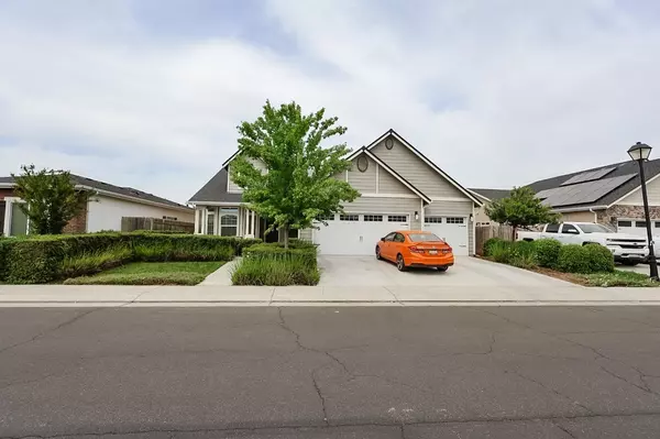 Tulare, CA 93274,3346 Parks AVE