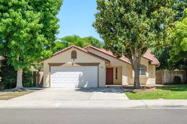 3024 Love ST, Selma, CA 93662