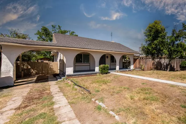 Fresno, CA 93704,935 E Fedora AVE