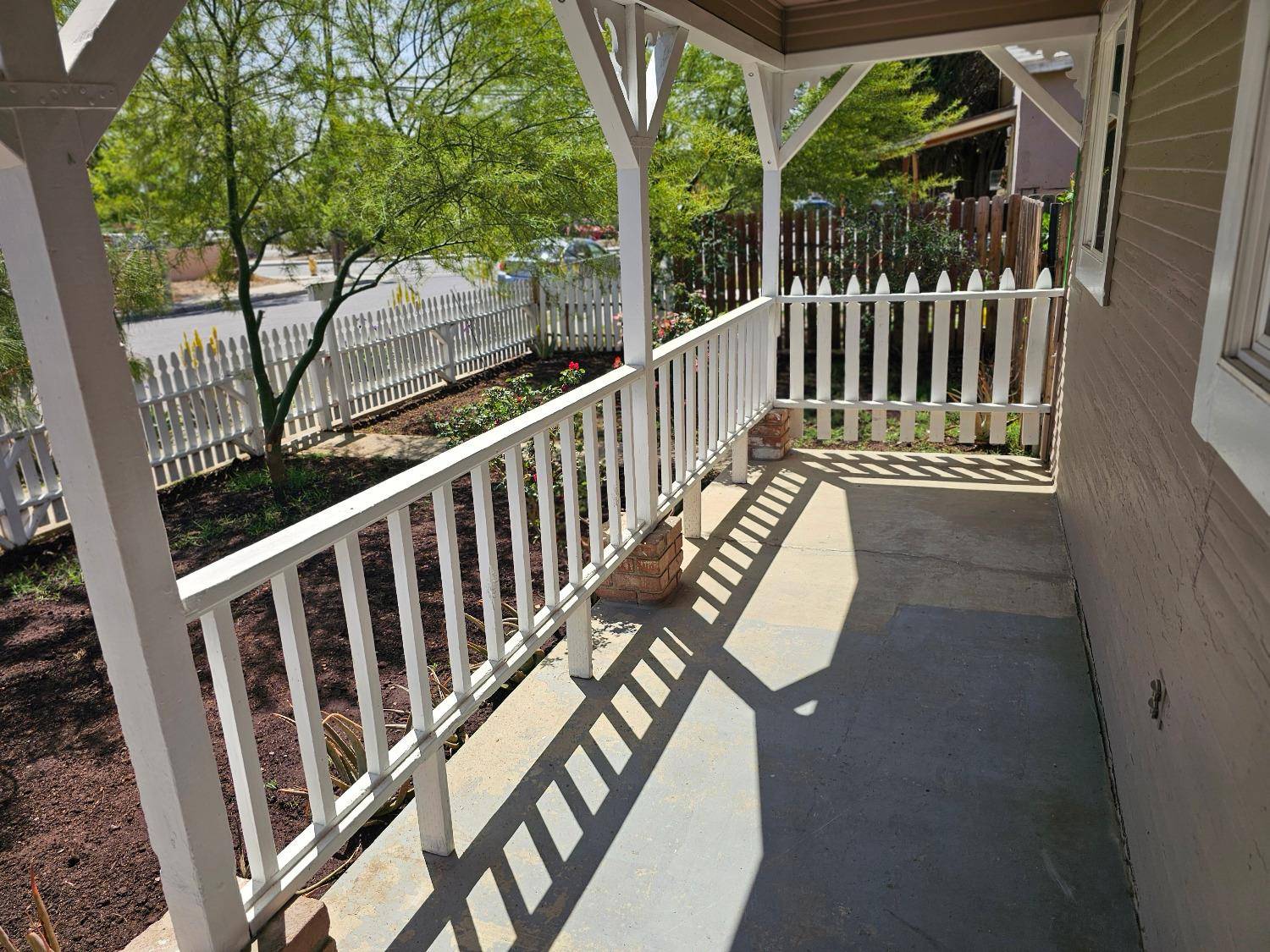 Coalinga, CA 93210,125 N. Lincoln