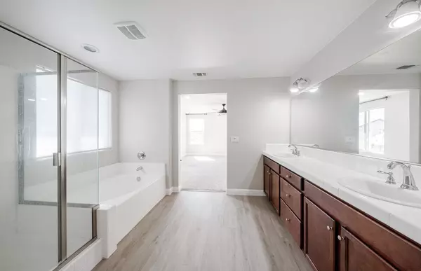 Madera, CA 93638,1388 Paseo Del Mar Pkwy