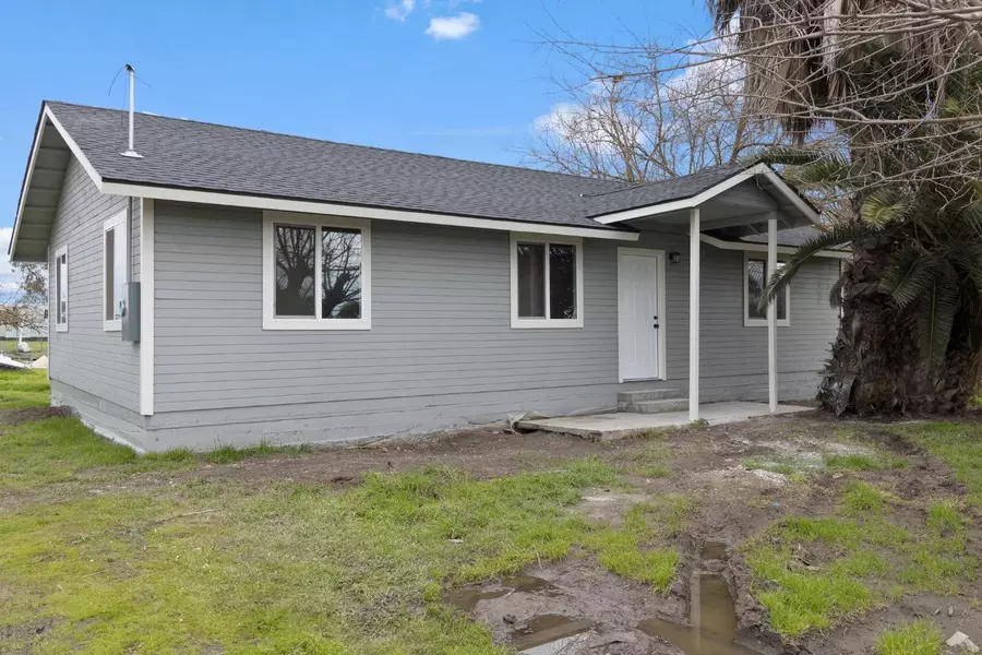 19076 Center AVE, Dos Palos, CA 93620