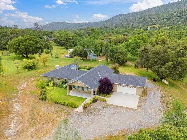 Auberry, CA 93602,33887 Bullpine RD