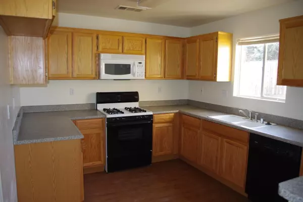 Tehachapi, CA 93561,20204 Mini CT