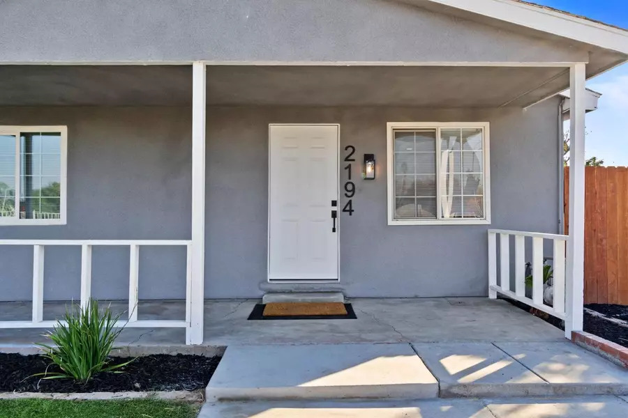 2194 N Feland, Fresno, CA 93722