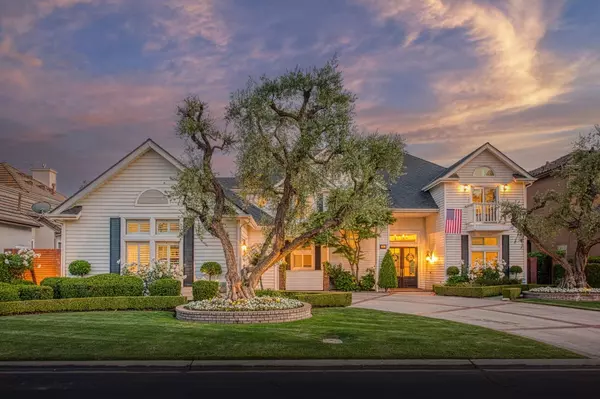 565 E Chesapeake CIR, Fresno, CA 93730