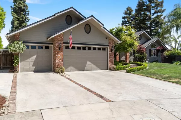 Fresno, CA 93711,1517 W Fir AVE