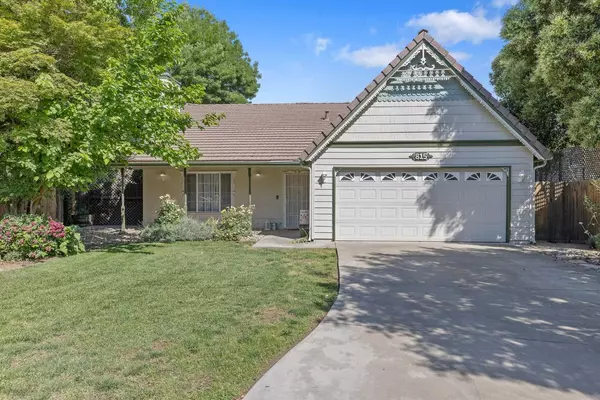 Visalia, CA 93292,815 S Pinkham ST