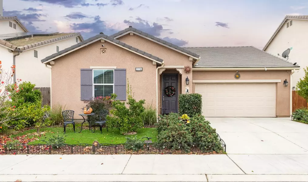 2776 Pontiac AVE, Clovis, CA 93611