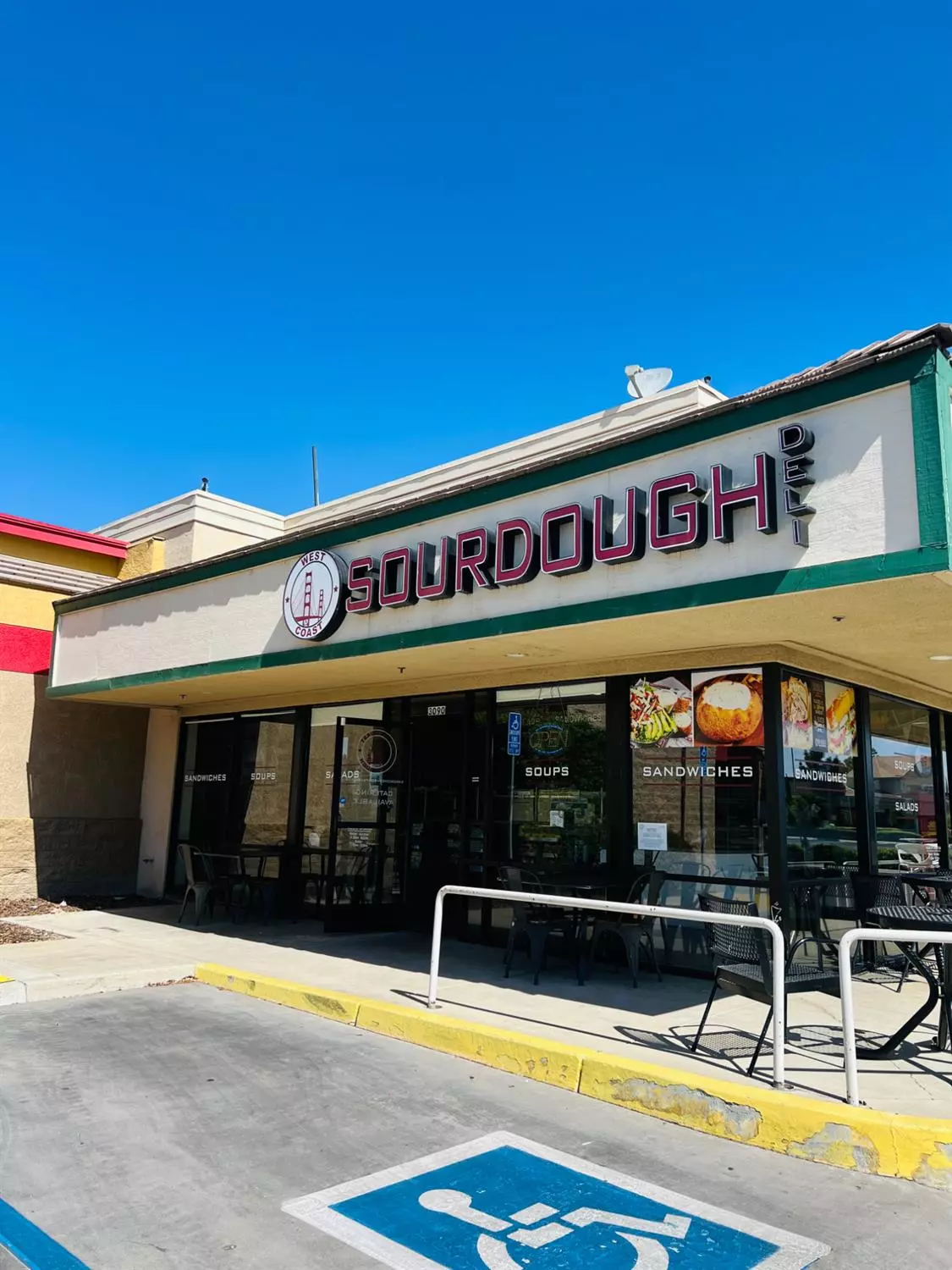 Fresno, CA 93711,0 W Shaw Ave