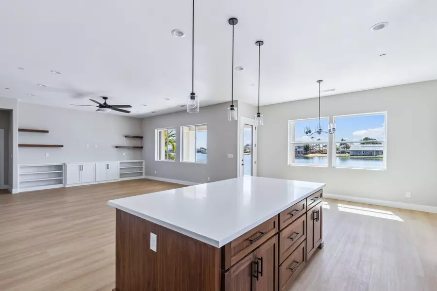 8385 Lake Shore DR, Chowchilla, CA 93610