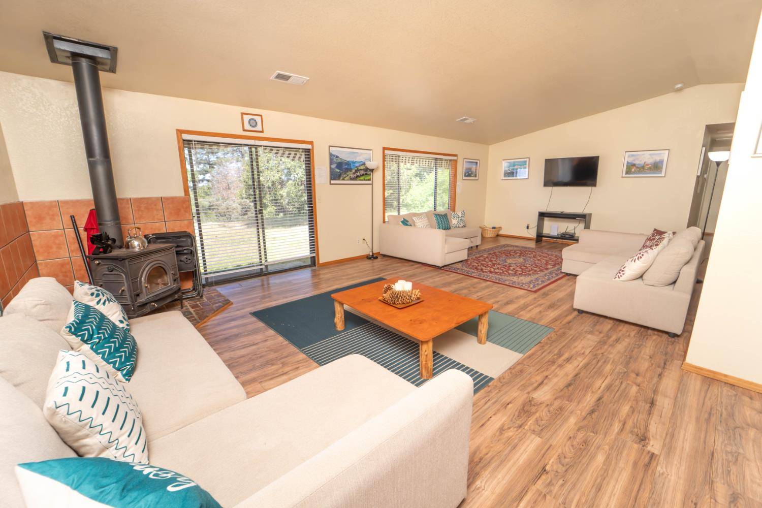 Miramonte, CA 93641,52865 Hwy 245