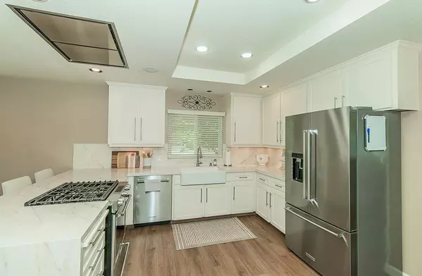 Fresno, CA 93711,5383 N Briarwood AVE