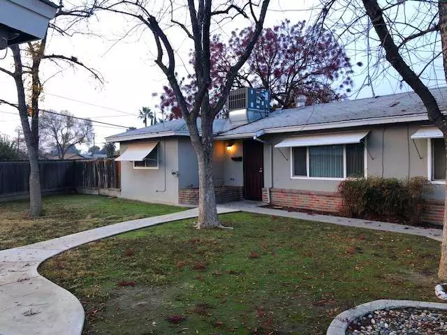 1414 Rodgers RD, Hanford, CA 93230