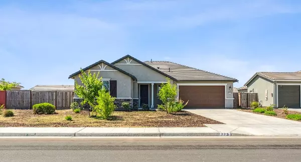 775 E Curtis AVE, Fowler, CA 93625
