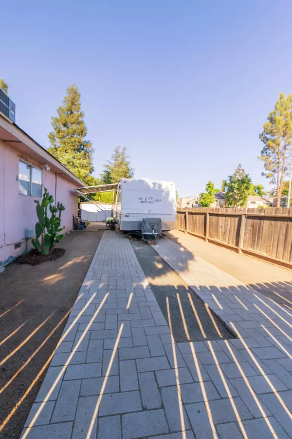 Clovis, CA 93612,2739 Fine AVE