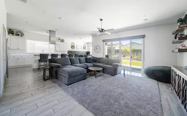 Madera, CA 93636,825 Spring ST