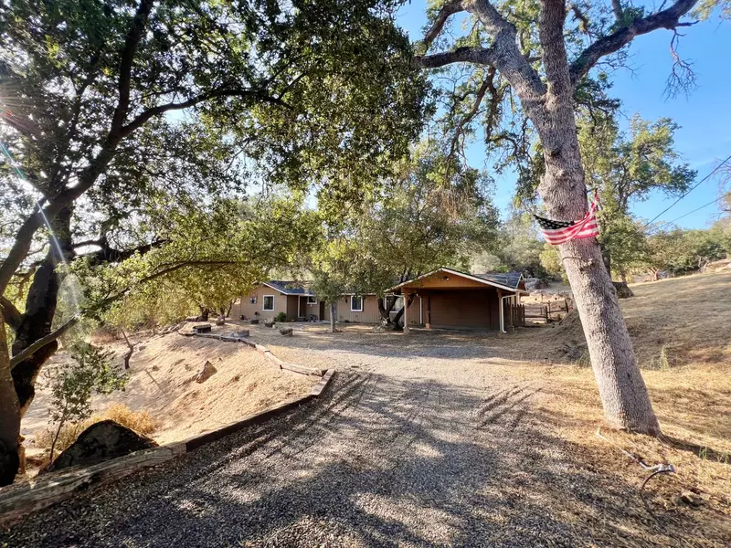 44293 Copper Creek WAY, Coarsegold, CA 93614