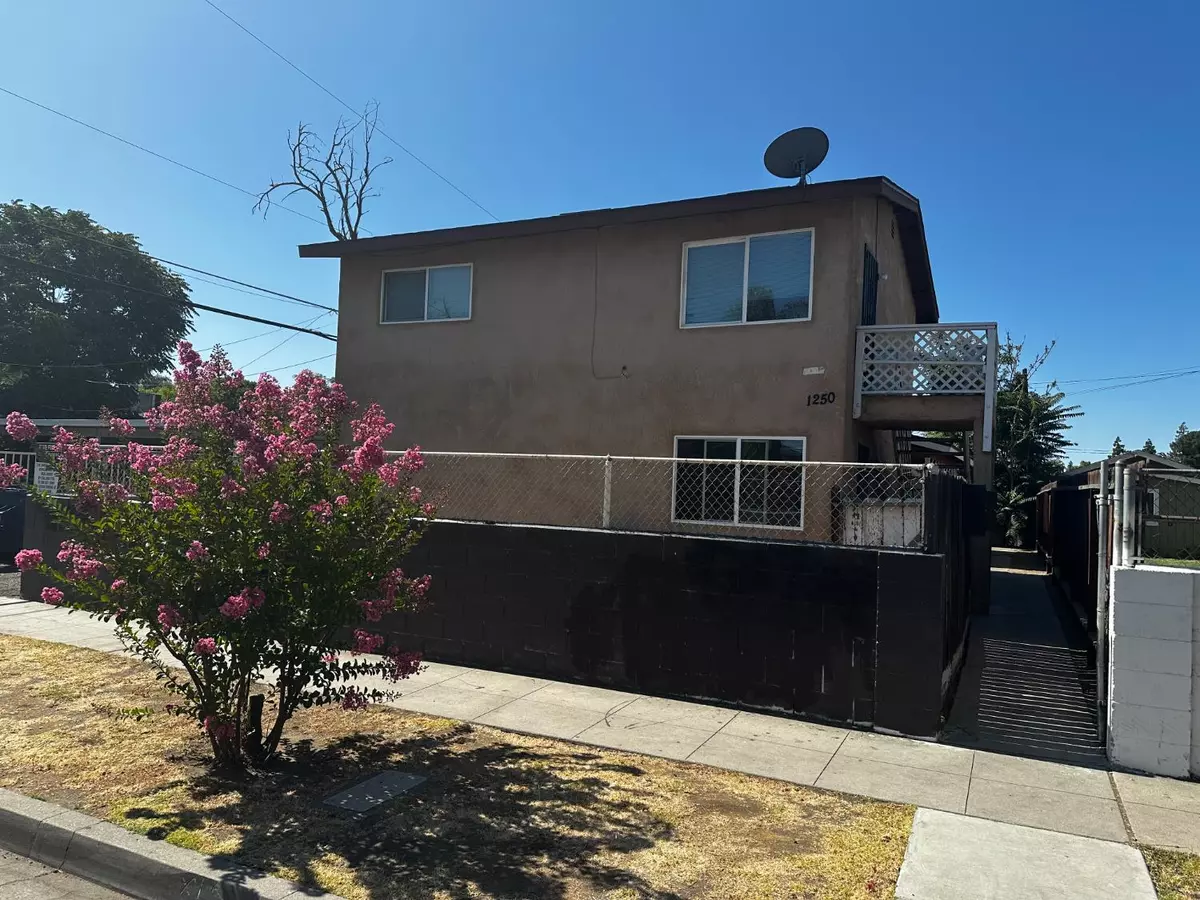 Fresno, CA 93704,1250 E Vassar AVE