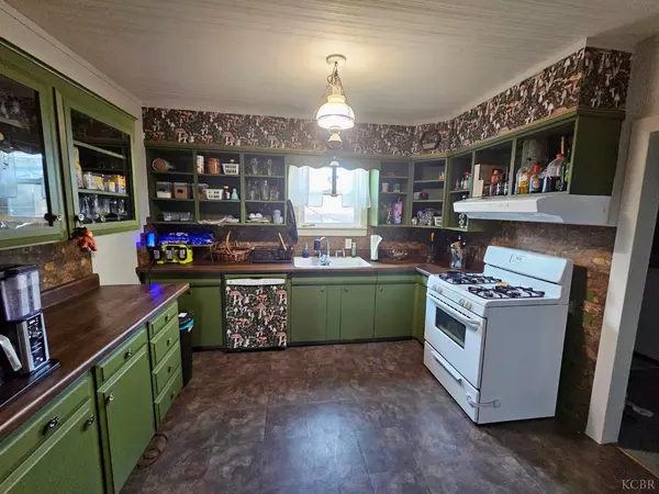 Hanford, CA 93230,420 E Florinda ST