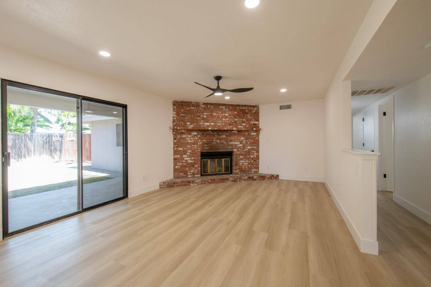 Fresno, CA 93727,5971 E Mckenzie AVE