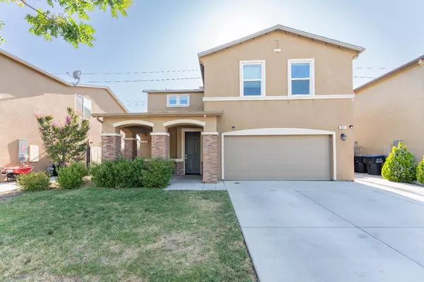 641 S Laguna ST, Visalia, CA 93292