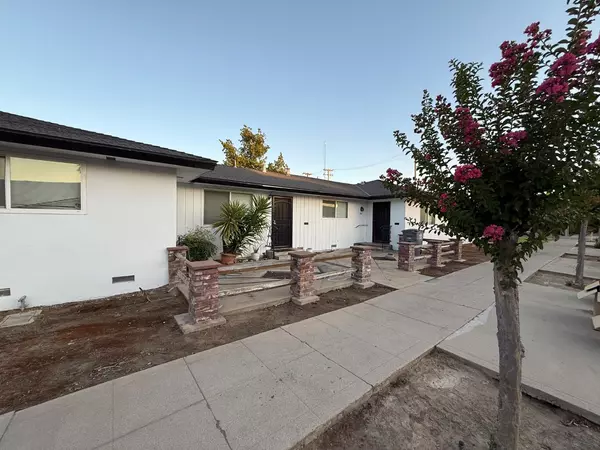 Reedley, CA 93654,1205 F ST