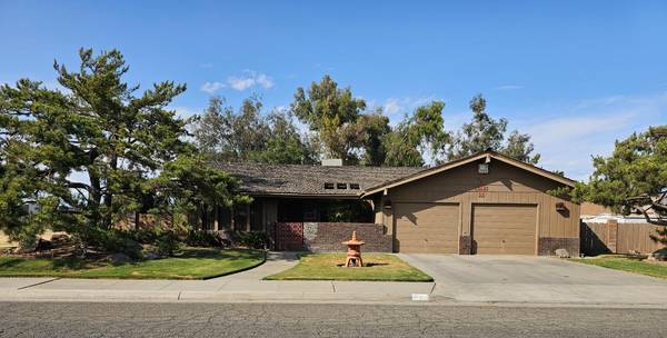1 Adams DR, Chowchilla, CA 93610
