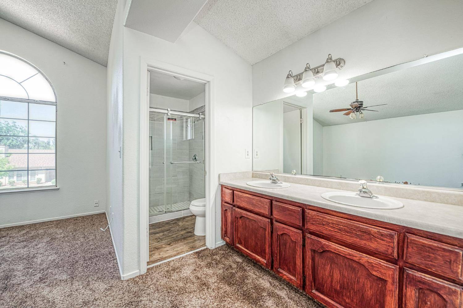 Fresno, CA 93722,3340 N Dante AVE