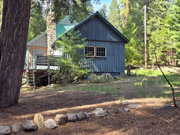 Wilsonia, CA 93633,83703 Hazel