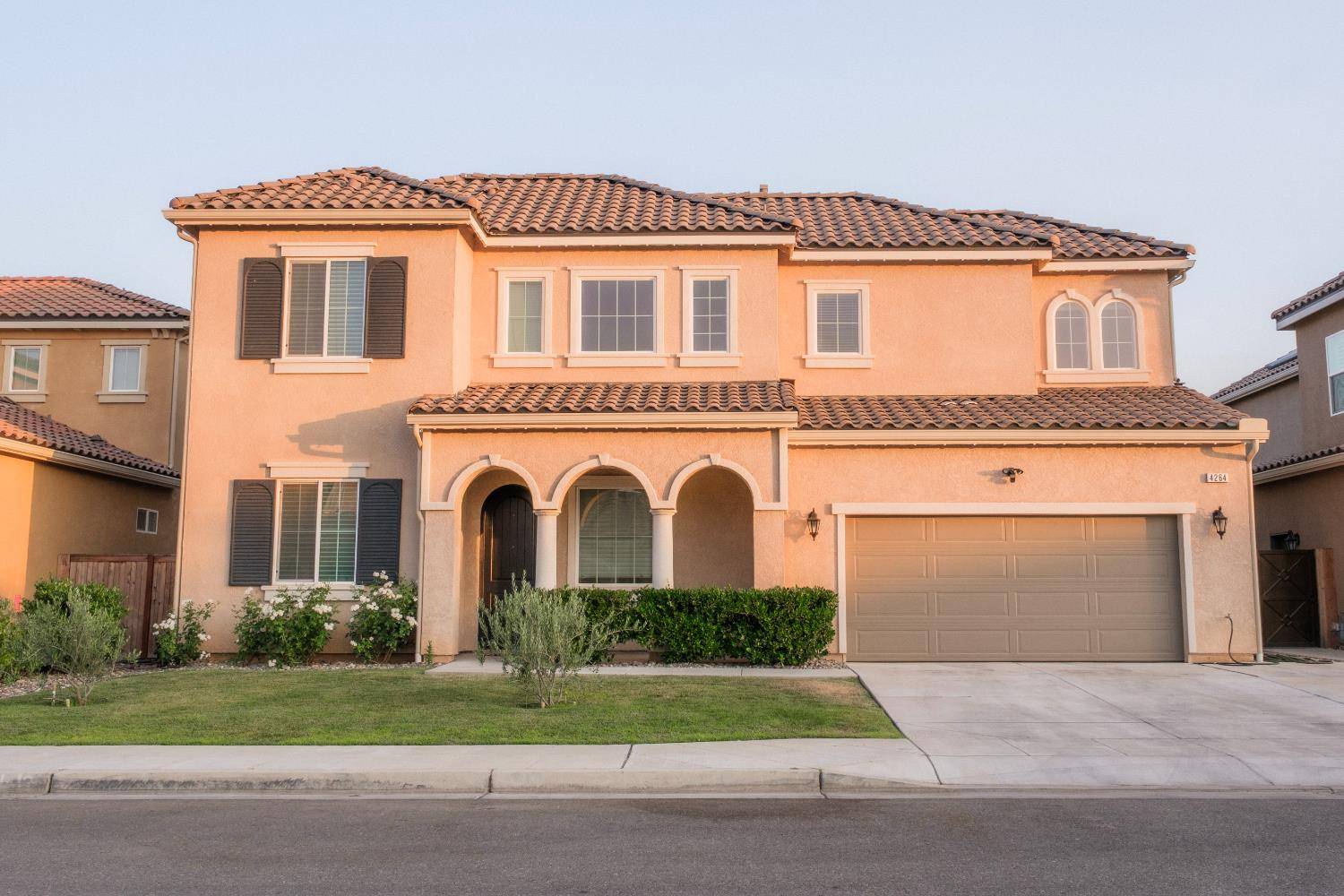 4264 Alamos AVE, Clovis, CA 93619