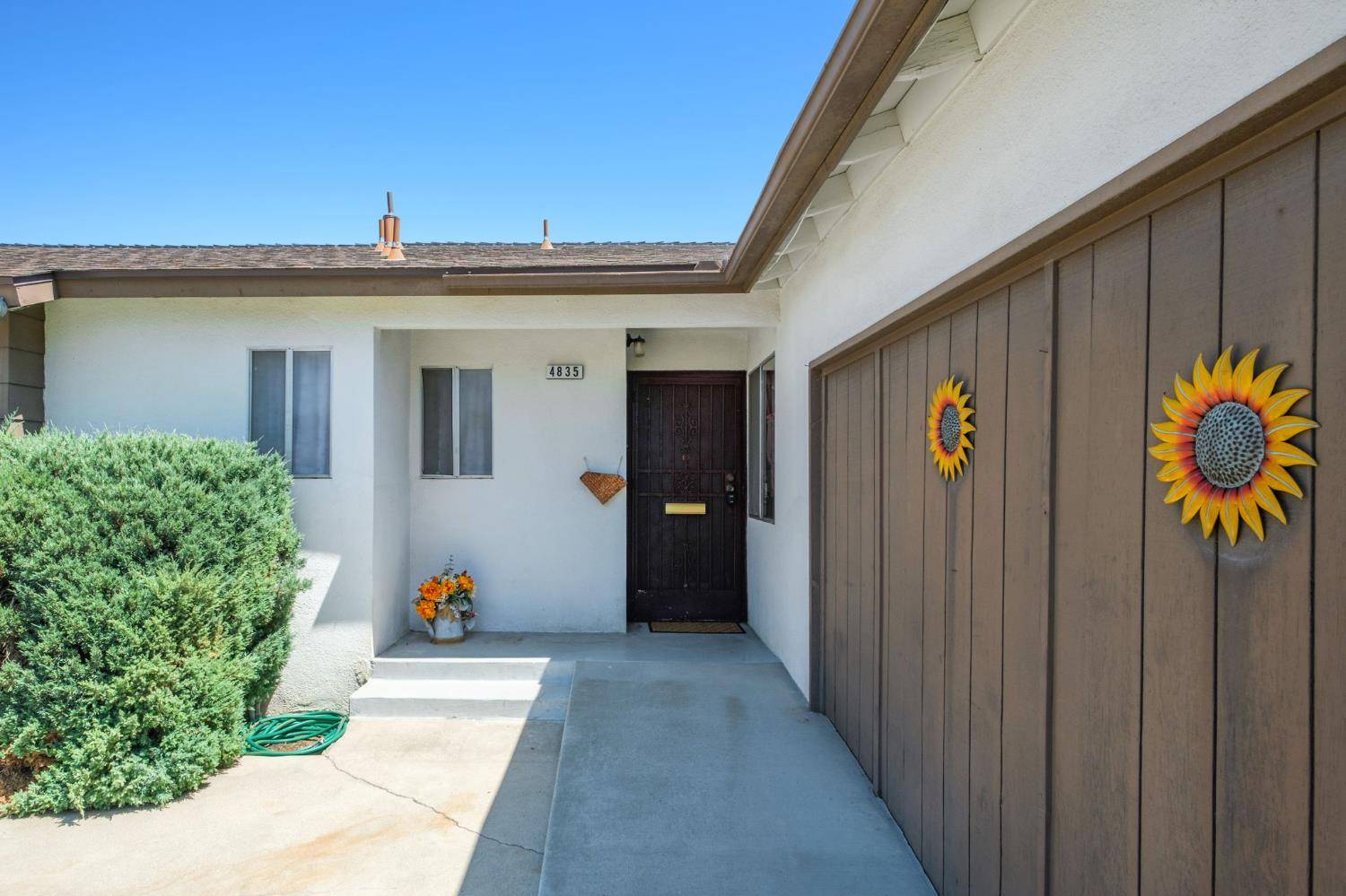 Fresno, CA 93703,4835 E Normal Ave