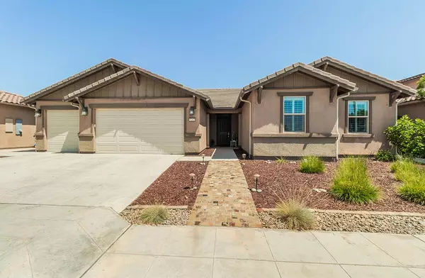 7252 E Berkeley AVE, Fresno, CA 93737