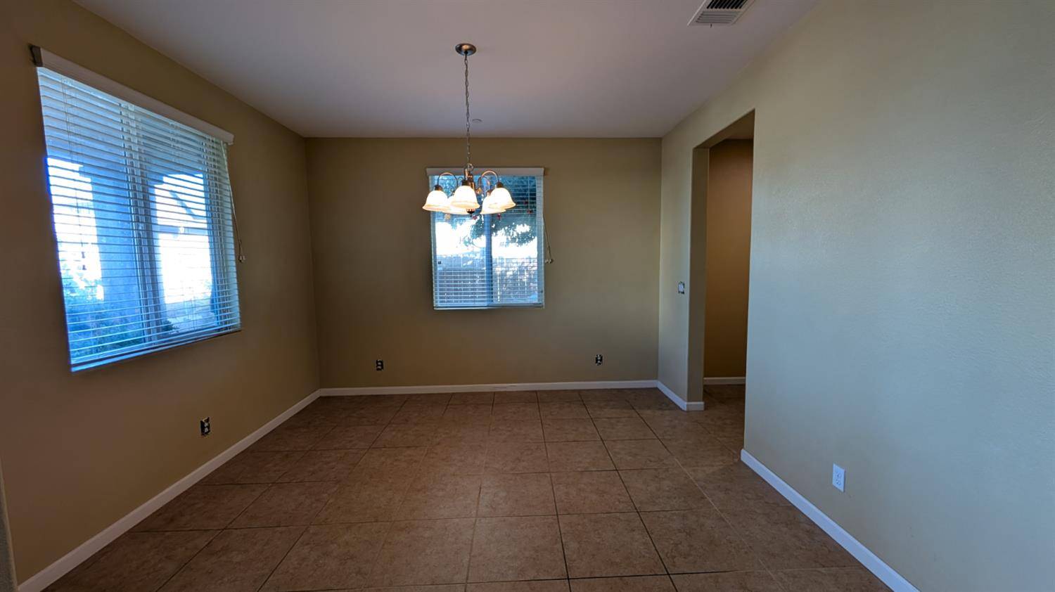 Madera, CA 93638,452 Rancho Mirage RD