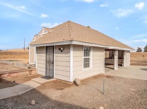 Clovis, CA 93619,10896 N Armstrong