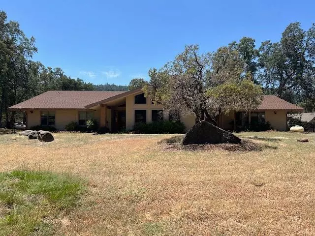 50601 Barcus CIR, Coarsegold, CA 93614