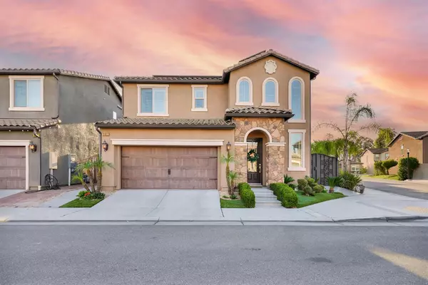 11617 N Bella Verde AVE, Fresno, CA 93730