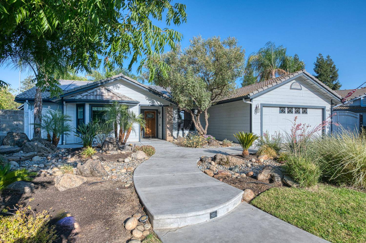 1391 Carolina AVE, Clovis, CA 93611