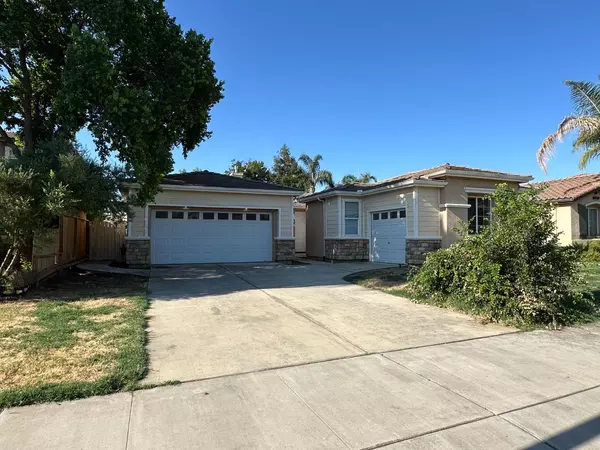 Sanger, CA 93657,2817 Almond AVE