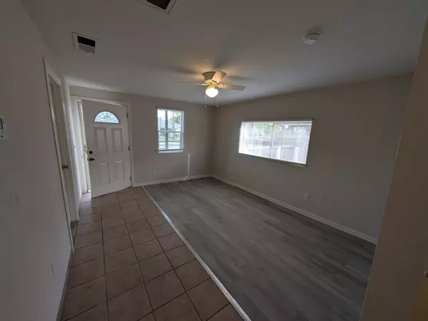 Fresno, CA 93704,1126 E Princeton AVE