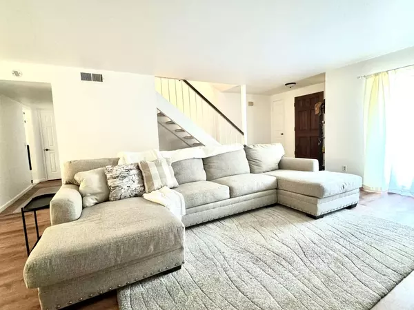 Fresno, CA 93726,4718 E Alamos AVE #101