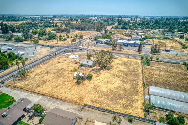 Fresno, CA 93727,6932 E Belmont AVE
