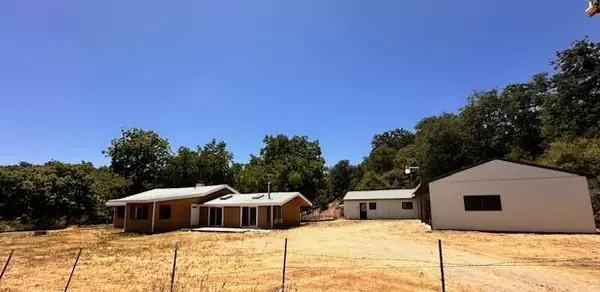 45911 Orchard DR, Miramonte, CA 93641