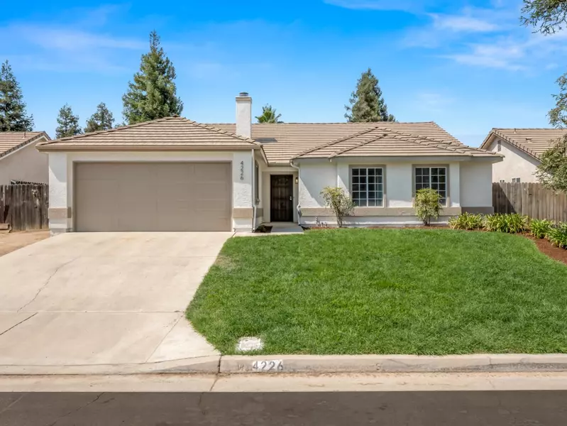 4226 W Providence AVE, Fresno, CA 93722
