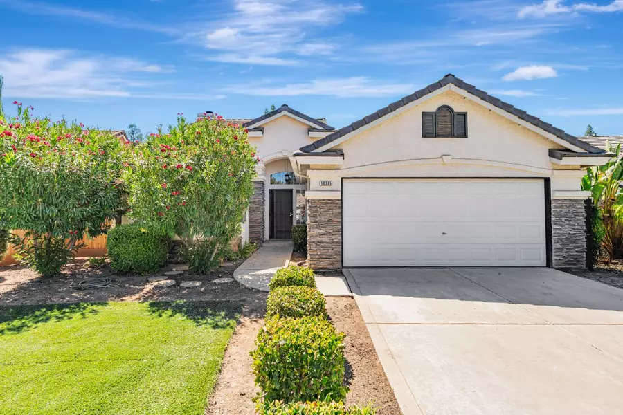 10335 N Whitney AVE, Fresno, CA 93730