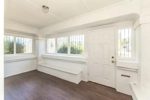 Fresno, CA 93728,1591 N Roosevelt AVE