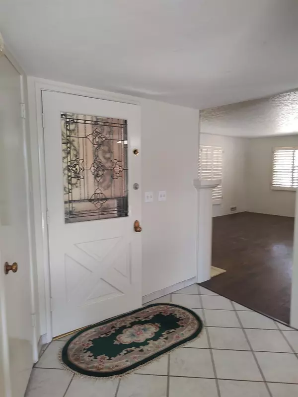 Fresno, CA 93704,1448 E Gettysburg AVE