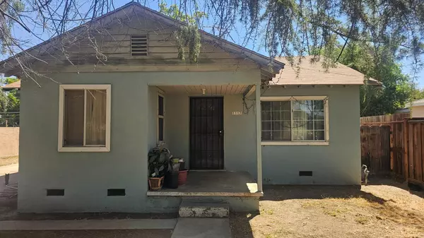 1117 Sonora ST, Madera, CA 93638